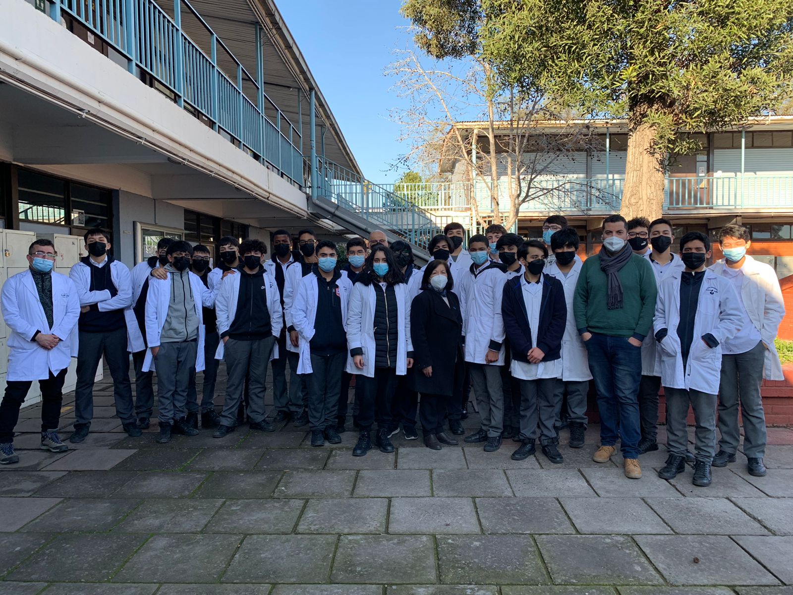 25 estudiantes de segundo medio del Liceo Bicentenario Industrial de Electrotecnia Ramón Barros Luco comienzan con el curso de Desafío LATAM