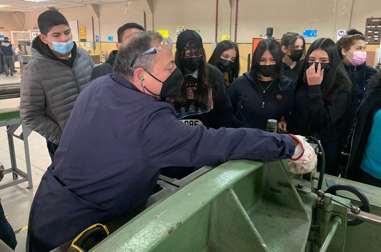 Liceo Industrial de San Miguel Agustín Edwards Ross abre sus puertas para recibir a futuros estudiantes